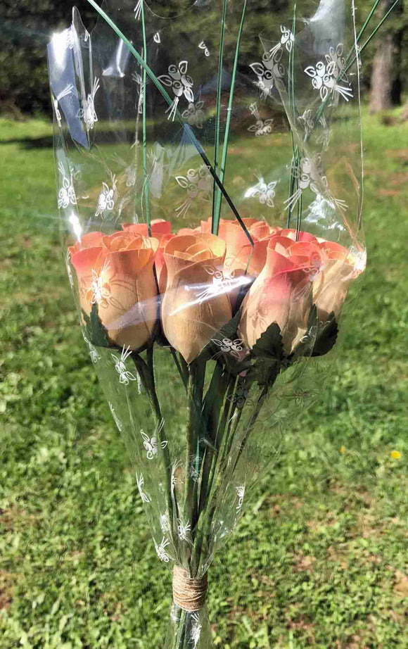 One Dozen Wood Rose Bouquet, Ivory/Pink