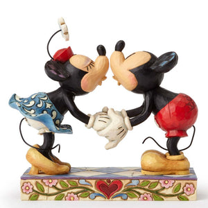 Mickey & Minnie Smooch Disney Traditions Figurine by Jim Shore