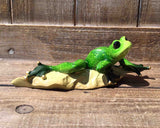 Frog on Leaf Figurine