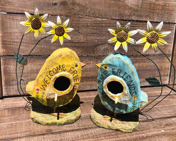 Welcome Friends Birdhouse