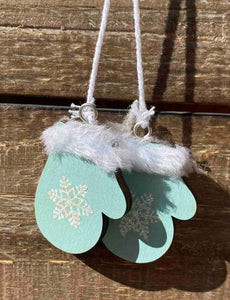 Christmas Mittens Ornament - 3 Colors